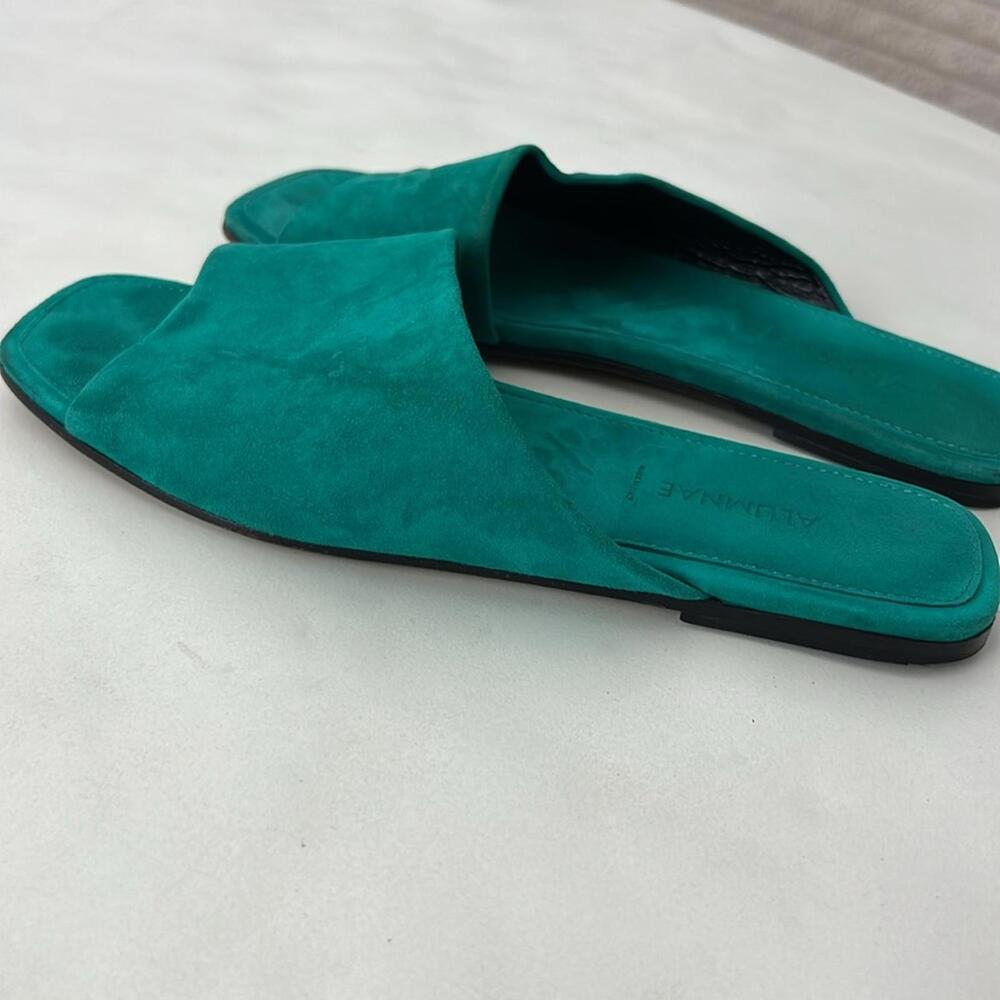 ALUMNAE Italian Suede Teal Asymmetric Sandals EU 37 $425 - Picture 5 of 7